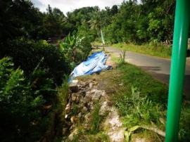 TALUT PENGAMAN JALAN PATUK- PENGKOK BELUM DIPERBAIKI