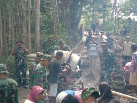 PELAKSANAAN TMMD KE 127 DI PADUKUHAN TROSARI