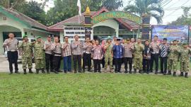 Silaturahmi Panewu, Kapolsek, dan Lurah ke Koramil dalam Rangka HUT TNI ke-81